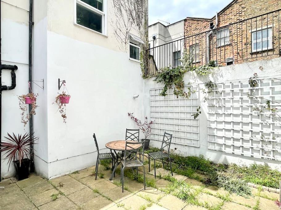 *New* Beautiful 2 Bedroom House In Central Location Londres Exterior foto
